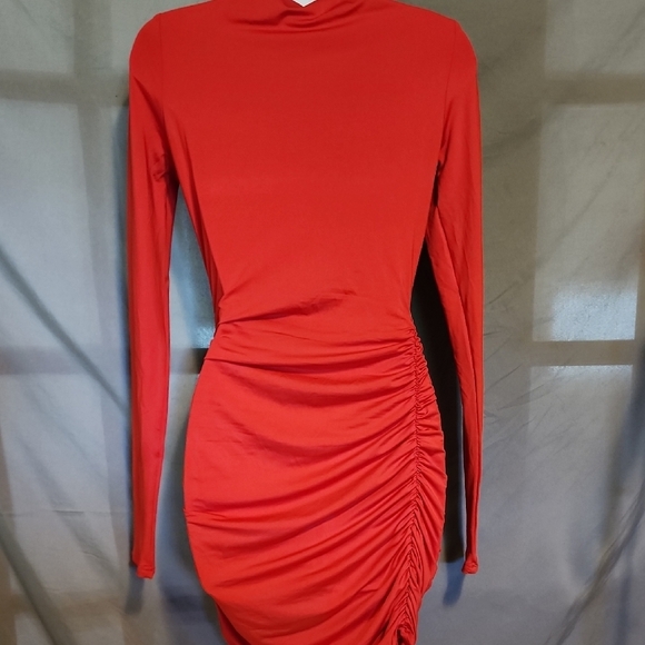Red Ruched Long Sleeve Bodycon Dress - Picture 2 of 8